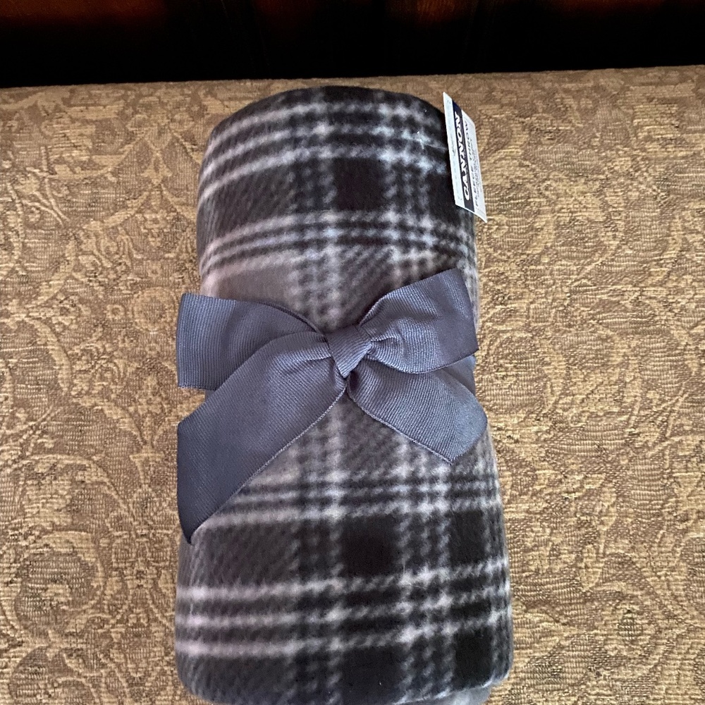 Cannon Gray, Black and White Checkered Incredibly Soft & Warm Fleece Throw